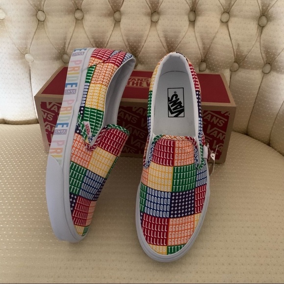 Vans Classic Slip On LBGT Pride Sneakers White Rainbow Multi Shoes Unisex - Picture 5 of 12